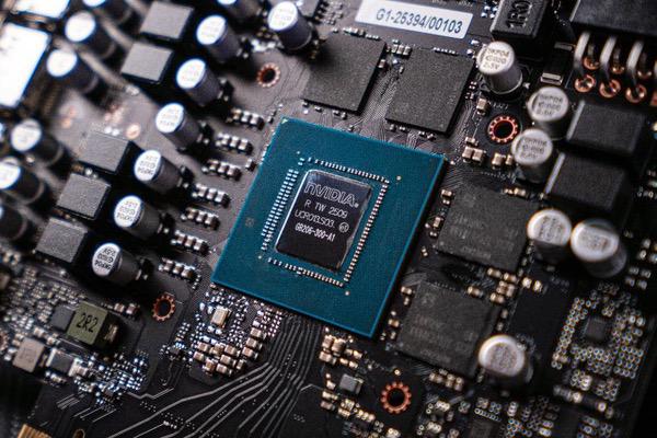 影驰RTX 5060 Ti圣刃MAX OC评测：DLSS 4开启帧率新纪元