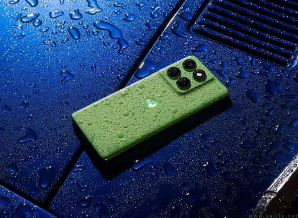 moto Edge 60宣传海报曝光，延续四曲面设计