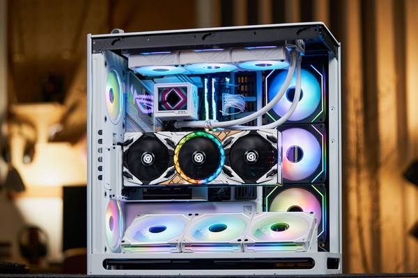 颠覆次世代游戏体验！索泰RTX 5080天启OC显卡