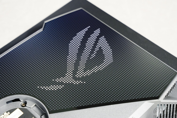 ROG SWIFT PG27UCDM评测：电竞生产力两相宜
