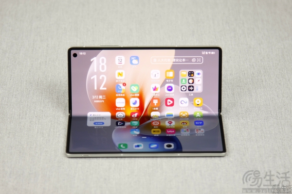 vivo X Fold5迎来新爆料，不仅有大电池还配AOD