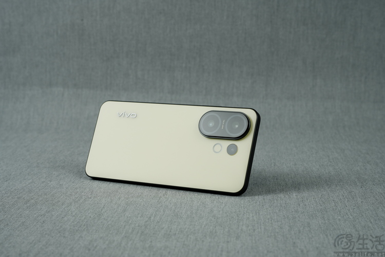 vivo S30系列首发评测：多彩、好玩，还特别能打