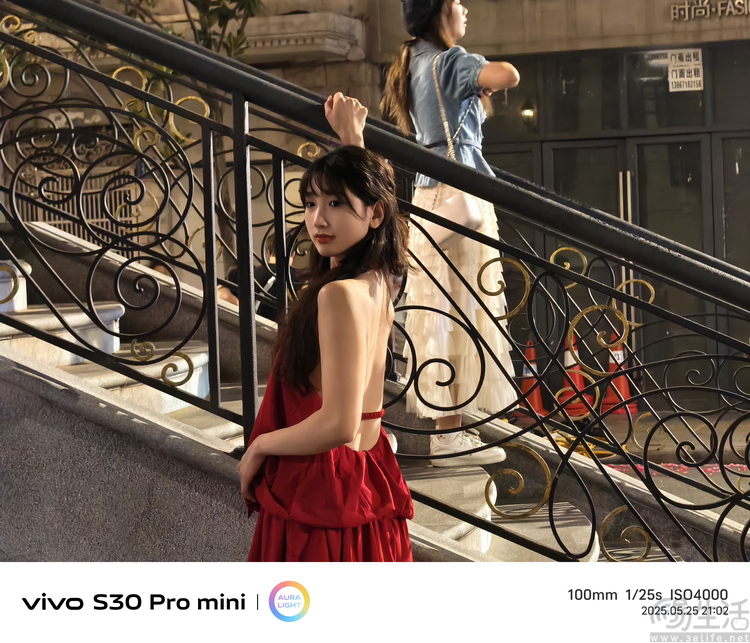 vivo S30系列首发评测：多彩、好玩，还特别能打