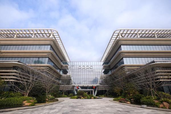 OPPO走进北京黄城根小学昌平学校，与“小小学子”一起探索AI新世界