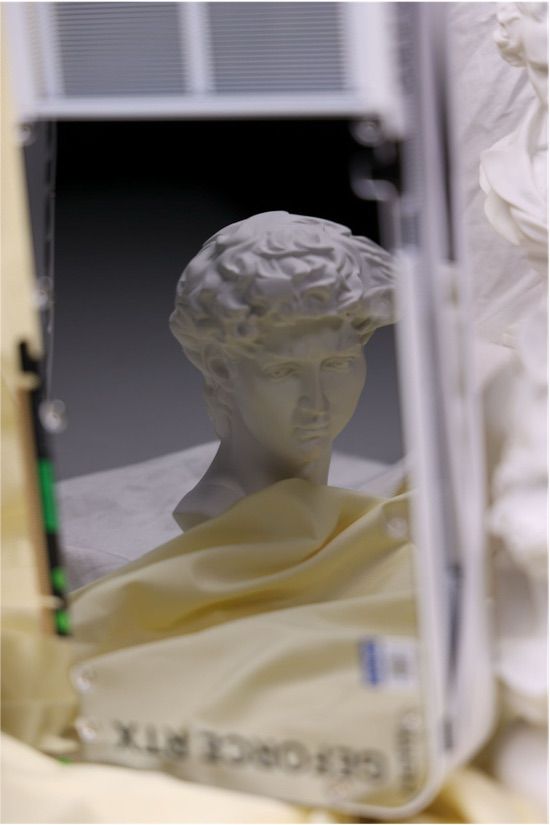星镜界，影驰RTX 5070 Ti星曜LUNA OC显卡评测