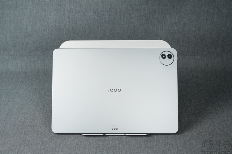大平板不该只有生产力：iQOO Pad5 Pro游戏测试