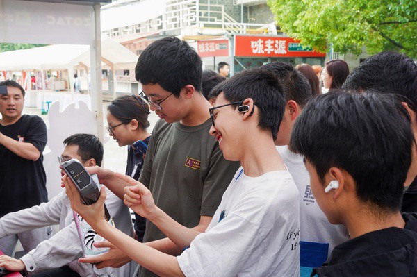 索泰×《新·驯龙高手》云南财经大学校园行圆满落幕