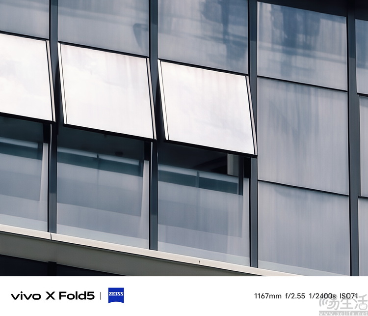 vivo X Fold 5评测：更薄、更亲民，但确实更强了