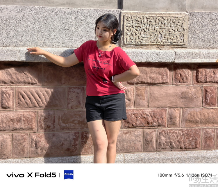vivo X Fold 5评测：更薄、更亲民，但确实更强了