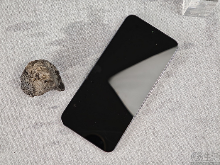 荣耀X70首测：大电池+超强三防，造就细分市场无敌表现