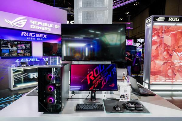 硬核狂欢！ROG高性能台式机燃爆BW 2025