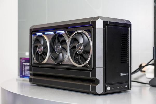 华硕主板撼动BW2025 ROG玩+乐园引玩家狂欢