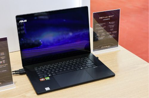 华硕ProArt AI专业创作本亮相BIRTV2025，彰显移动创作全能风采