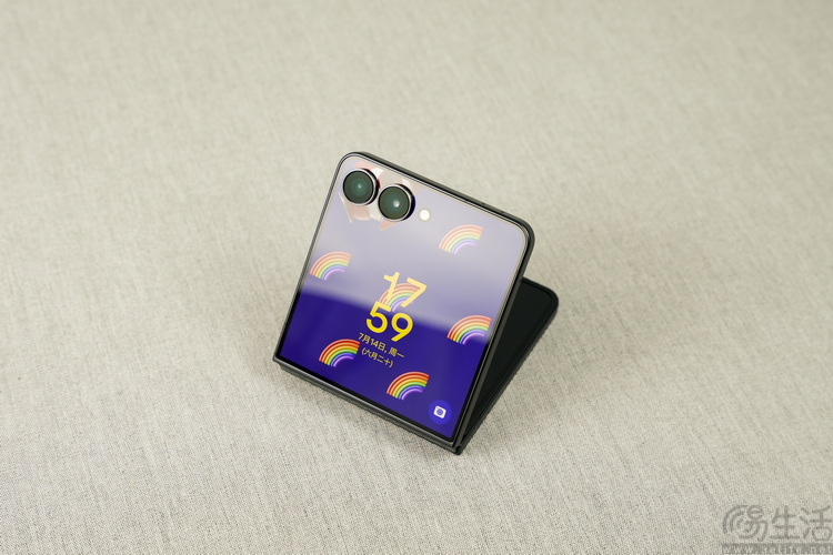 三星Galaxy Flip 7评测：内涵与众不同的“小折叠”