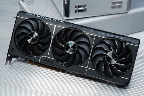 AIPC强实力 华硕RTX 50系显卡提供尖端性能