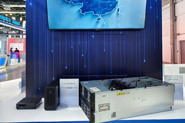 生态共赢！索泰ZBOX闪耀2025世界人工智能大会