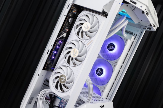 索泰CJ2025之旅圆满结束,下一站,德国科隆国际游戏展见 索泰CJ2025之旅圆满结束,下一站,德国科隆国际游戏展见