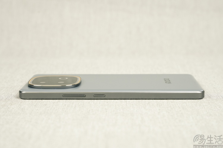 iQOO Z10 Turbo+首发评测：旗舰双芯邂逅超大电池
