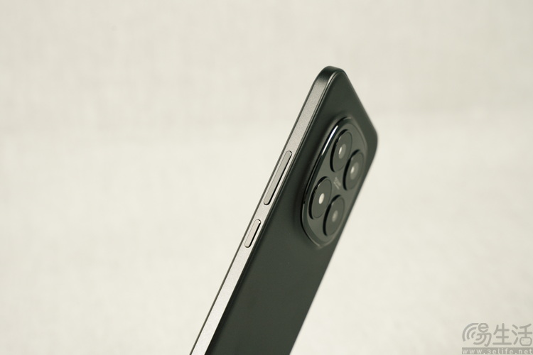 REDMI Note15 Pro+评测：要耐用，更要高配好用