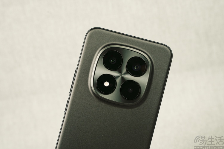 REDMI Note15 Pro+评测：要耐用，更要高配好用