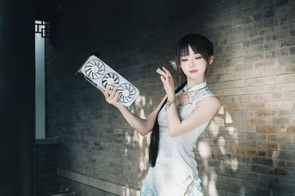 老游戏没有DLSS怎么办？Smooth Motion帮你忙