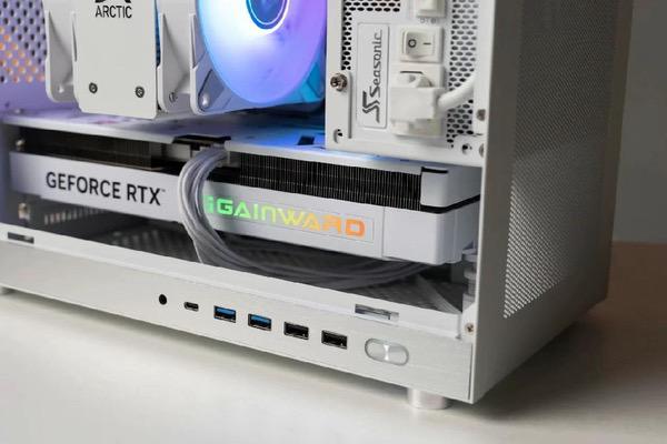 《光与影：33号远征队》演绎极致凄美，耕升RTX 5070 踏雪 OC深度体验