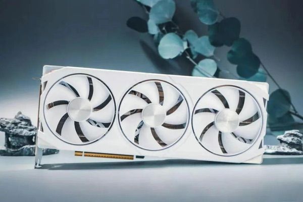 《地狱即我们》耕升RTX 5070Ti踏雪OC 2.0体验极致的探索解谜