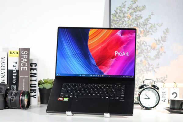 户外创作首选华硕ProArt 创16 2025，搭载RTX 50系独显实力出众