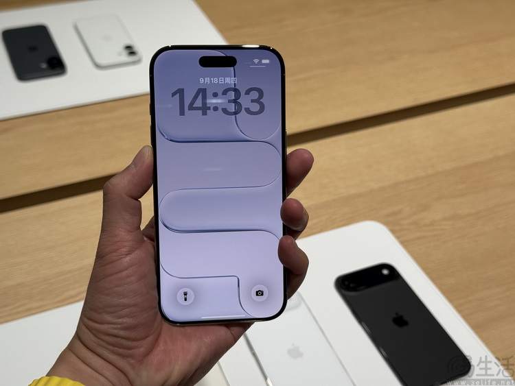 iPhone 17全系抢先上手，还和苹果聊了产品设计