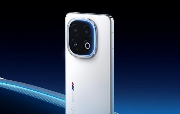 iQOO 15发布时间曝光，或10月20日前后亮相