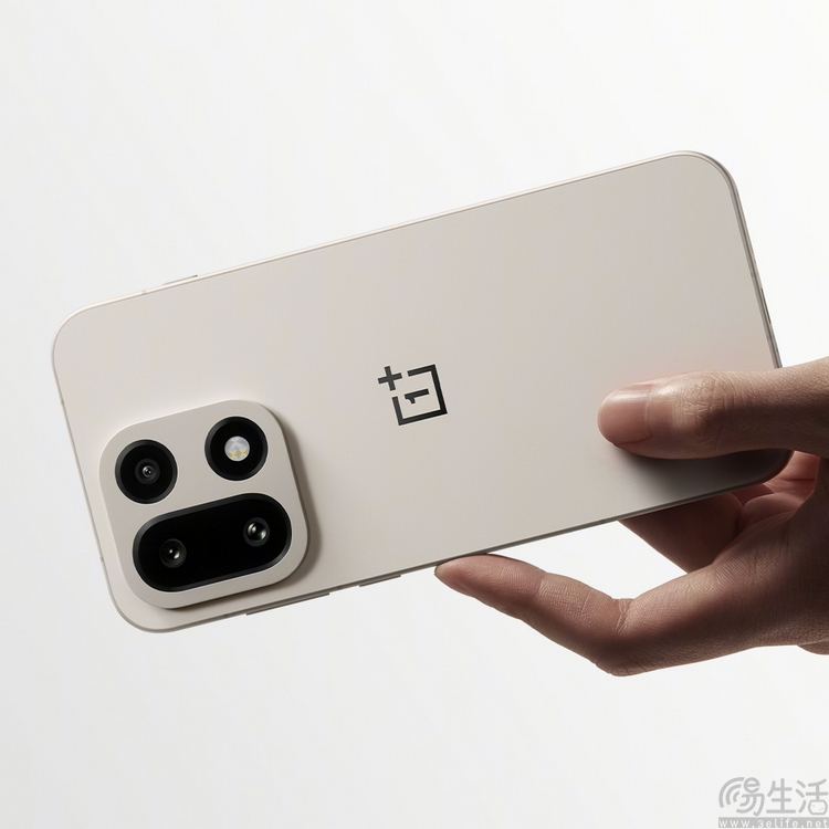 去“尊贵化”，如何成为了2025年底的机圈政治正确