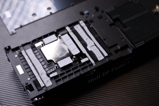 影驰RTX 5070 Ti HOF OC LAB黑魂X评测|纯黑哑光，旗舰性能