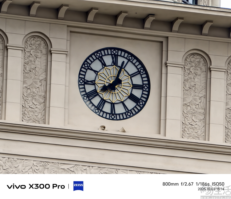 vivo X300系列首测：大小双旗舰，游戏影像都能打