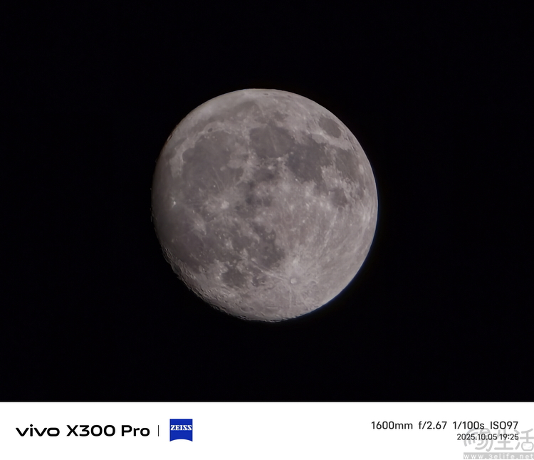 vivo X300系列首测：大小双旗舰，游戏影像都能打