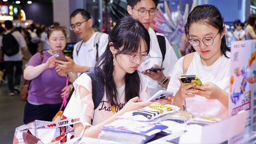 索泰全力支持2025全民电竞嘉年华，携手玩家共创电竞狂欢