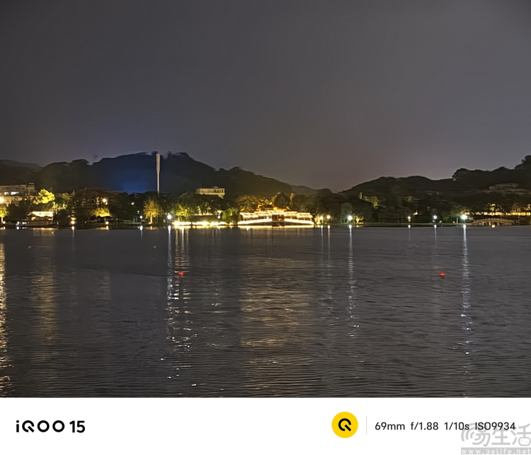 iQOO 15首发评测：除了性能，更要旗舰全能