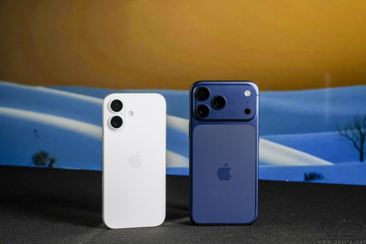 iPhone 17系列影像测试:“大底”成为翻盘关键 iPhone 17系列影像测试:“大底”成为翻盘关键