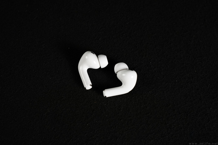 苹果AirPods Pro 3详测:佩戴更稳,降噪依然无敌 苹果AirPods Pro 3详测:佩戴更稳,降噪依然无敌