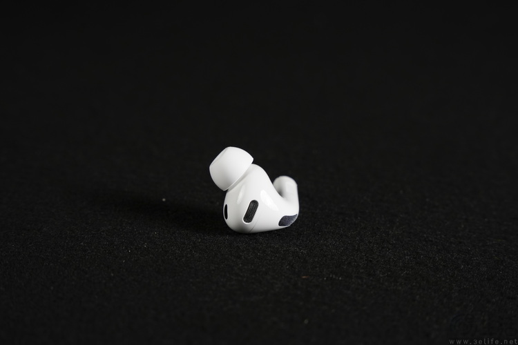 苹果AirPods Pro 3详测:佩戴更稳,降噪依然无敌 苹果AirPods Pro 3详测:佩戴更稳,降噪依然无敌