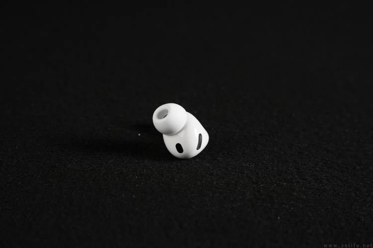 苹果AirPods Pro 3详测:佩戴更稳,降噪依然无敌 苹果AirPods Pro 3详测:佩戴更稳,降噪依然无敌