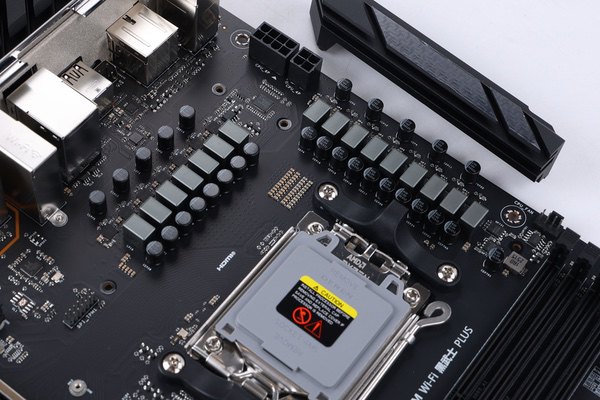 中端装机新方案！影驰联盟B650M Wi-Fi黑武士PLUS评测