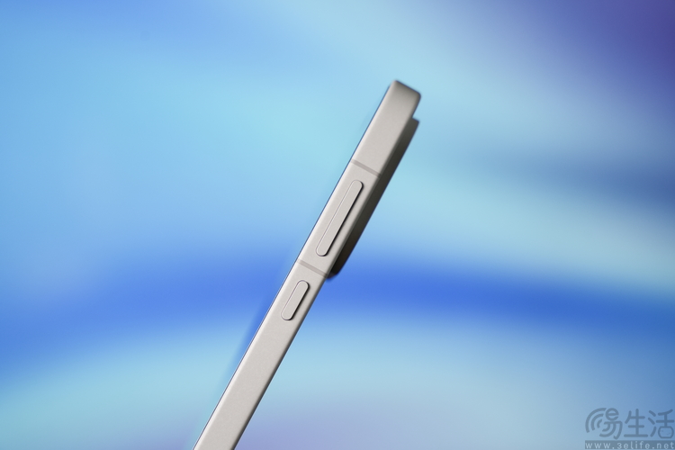 一加15首测:梦回“老一加”,注定将成为一代经典 一加15首测:梦回“老一加”,注定将成为一代经典