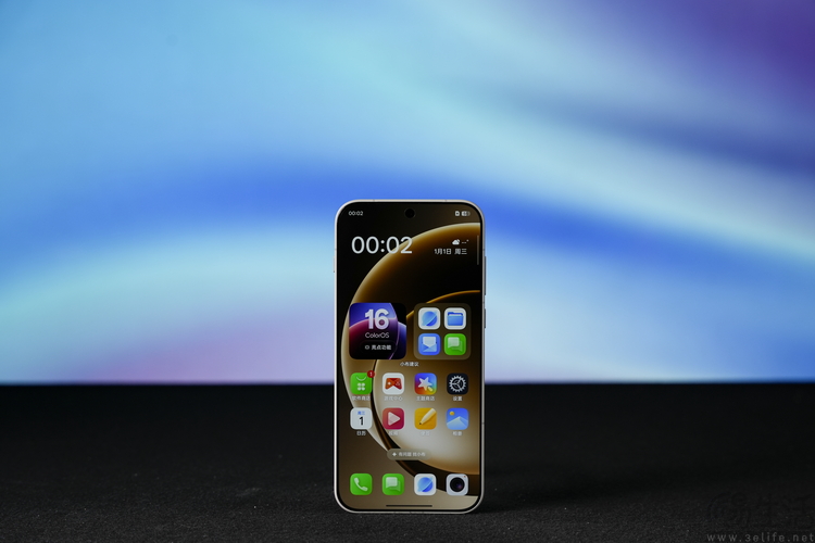 一加15首测:梦回“老一加”,注定将成为一代经典 一加15首测:梦回“老一加”,注定将成为一代经典