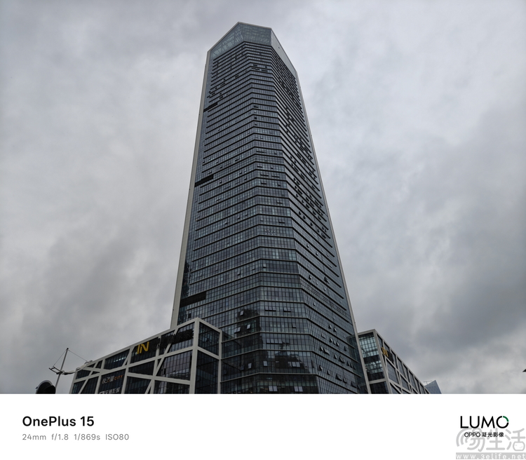 一加15首测:梦回“老一加”,注定将成为一代经典 一加15首测:梦回“老一加”,注定将成为一代经典