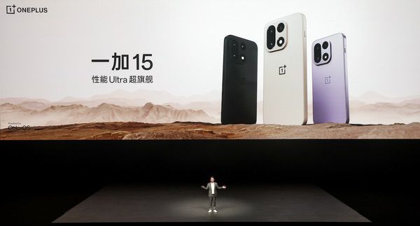 首部「性能 Ultra」旗舰一加15重磅登场、售价3999元起 首部「性能 Ultra」旗舰一加15重磅登场、售价3999元起