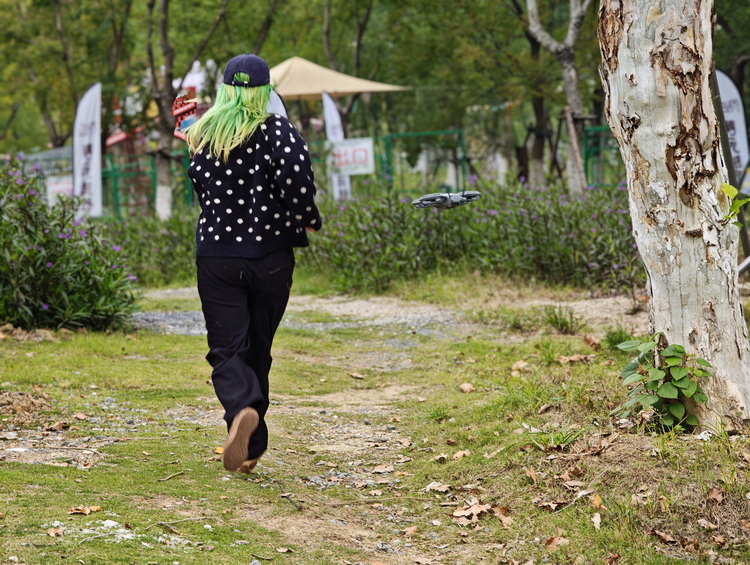 DJI Neo 2首发评测:尽在“掌”握的飞行摄影师 DJI Neo 2首发评测:尽在“掌”握的飞行摄影师