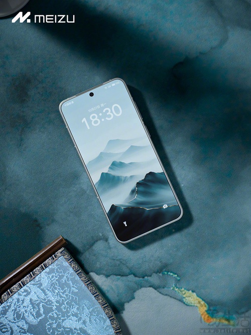 魅族22月白天青配色揭晓,售价仍为2999元起 魅族22月白天青配色揭晓,售价仍为2999元起