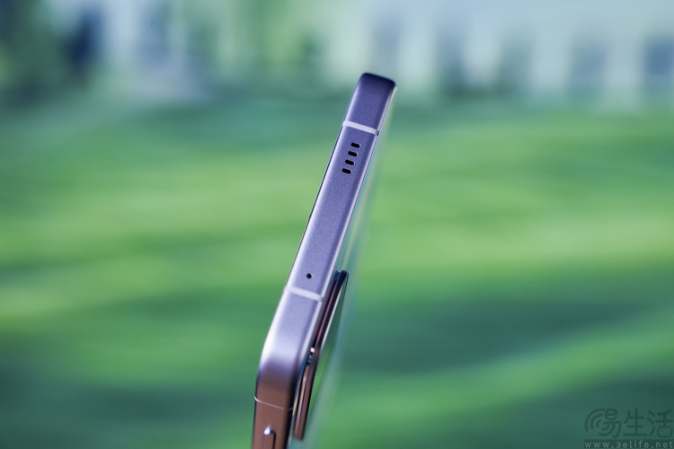 iQOO Neo11首测:次旗舰性能机,也要品质升杯 iQOO Neo11首测:次旗舰性能机,也要品质升杯