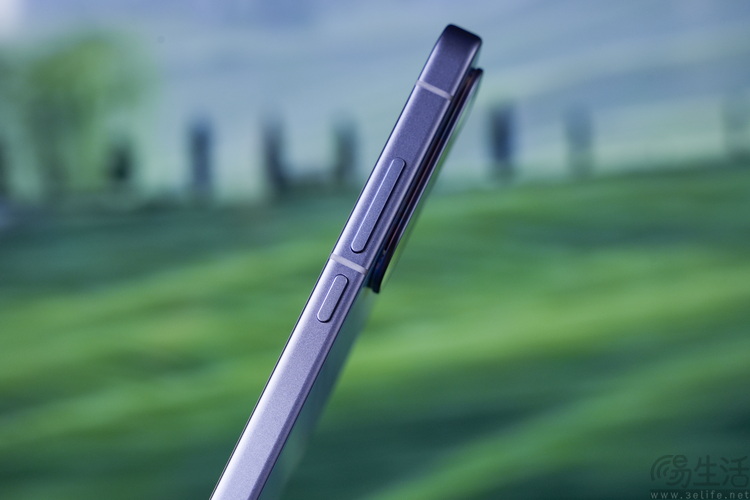 iQOO Neo11首测:次旗舰性能机,也要品质升杯 iQOO Neo11首测:次旗舰性能机,也要品质升杯