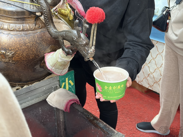 测完iPhone Air,终于知道它为啥“对手”很少了 测完iPhone Air,终于知道它为啥“对手”很少了